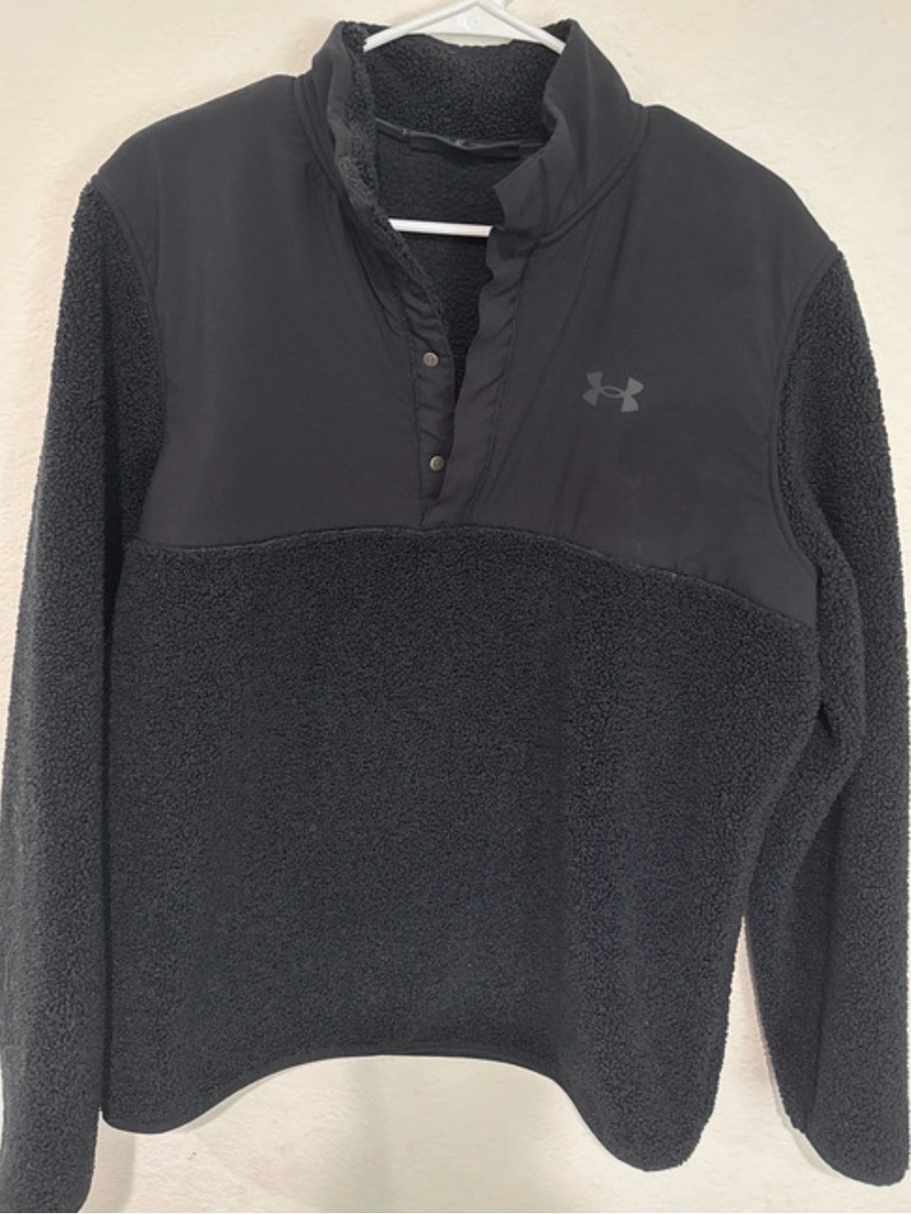 Under Armour Golf 1/2 Snap sweater Pullover
Fleece Shirt Men's